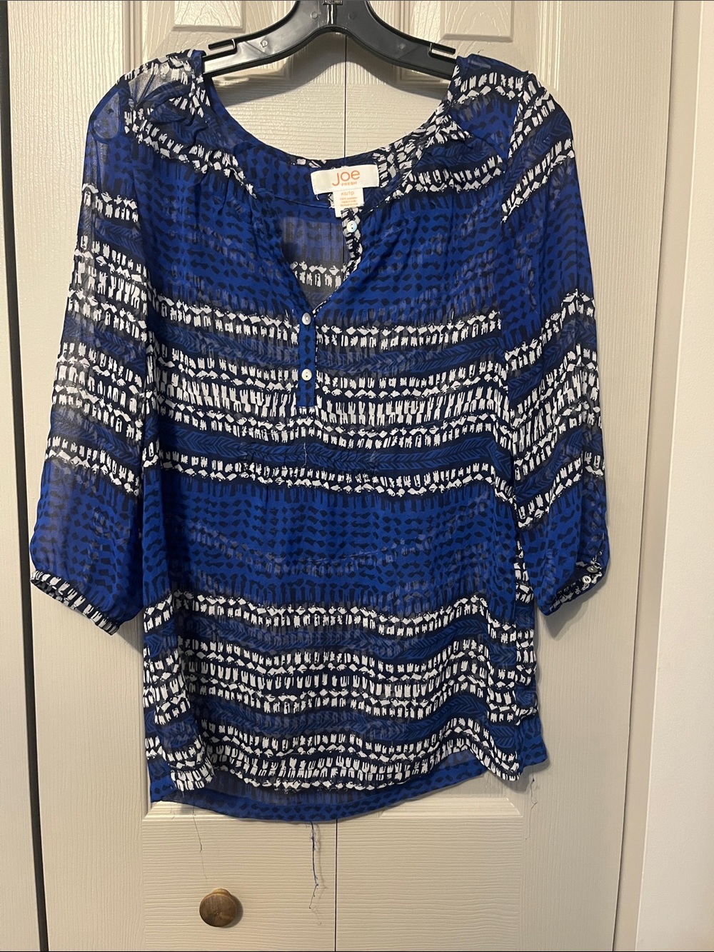 7/$20 Joe Fresh Royal Blue & White Patterned Henley Blouse